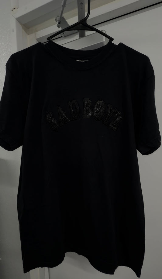 Camiseta $ad Boyz (LETRAS NEGRAS BRILLANTES)